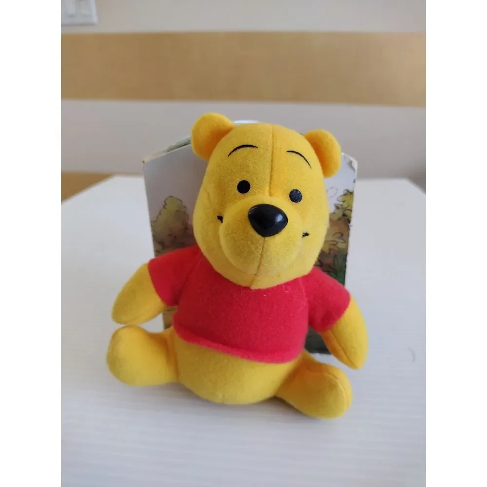 Winnie the Pooh Hello, Winnie the Pooh by Disney Books and Thea‎ Feldman (2011)